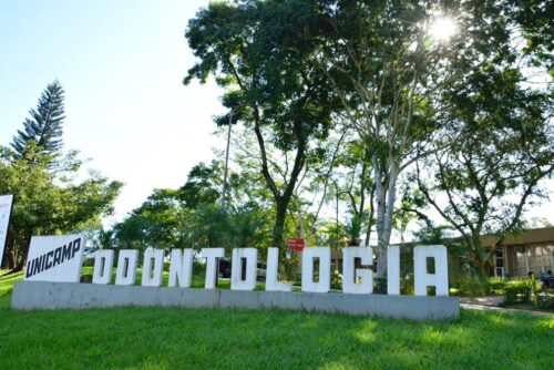 fop-fachada_letreiro