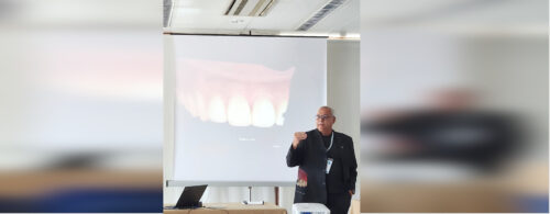 Prof. Luis Roberto ministra palestra em congresso internacional