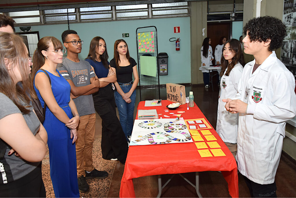 Pibic EM promove feira 9