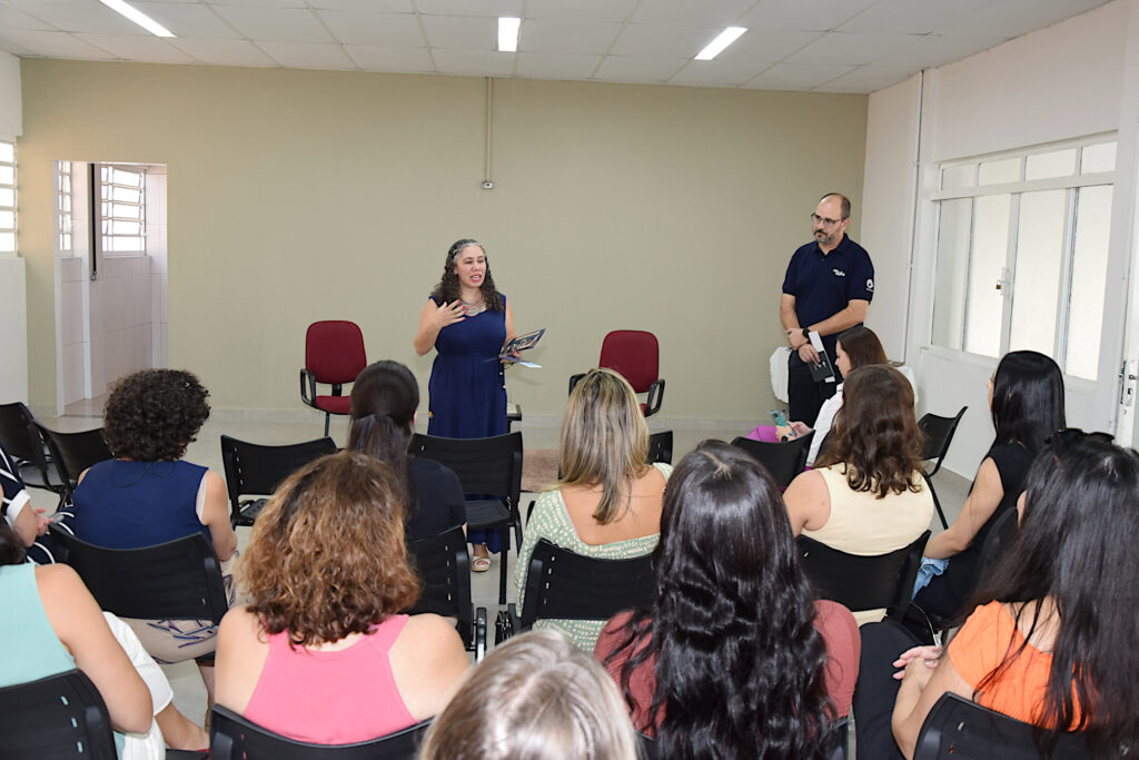 Assistente Social Patricia
