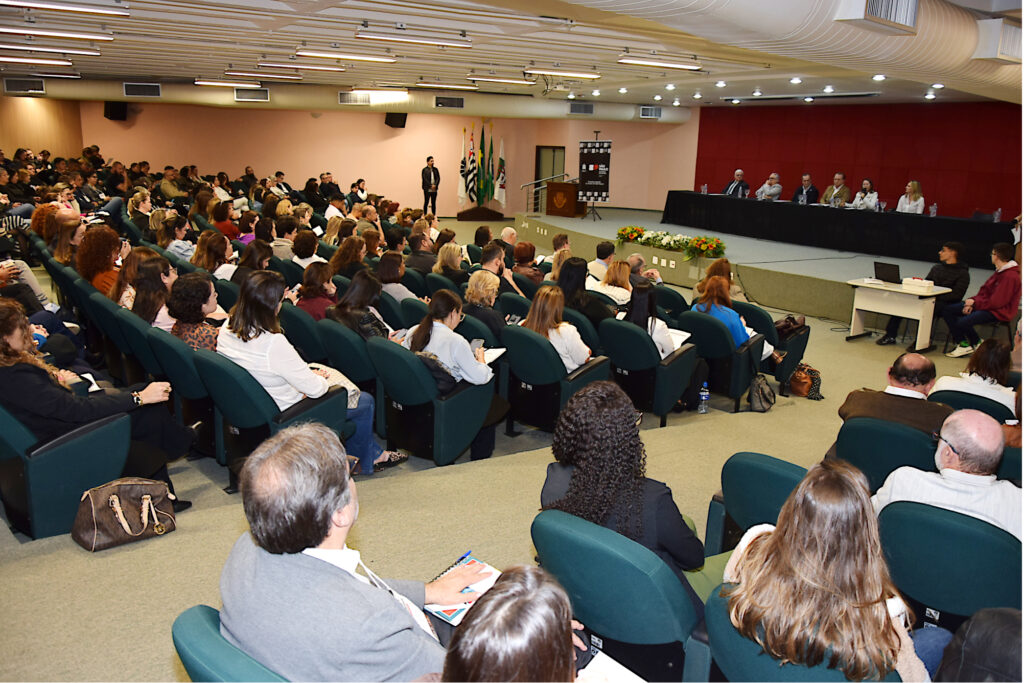 Reunião Conselho de Saúde salão