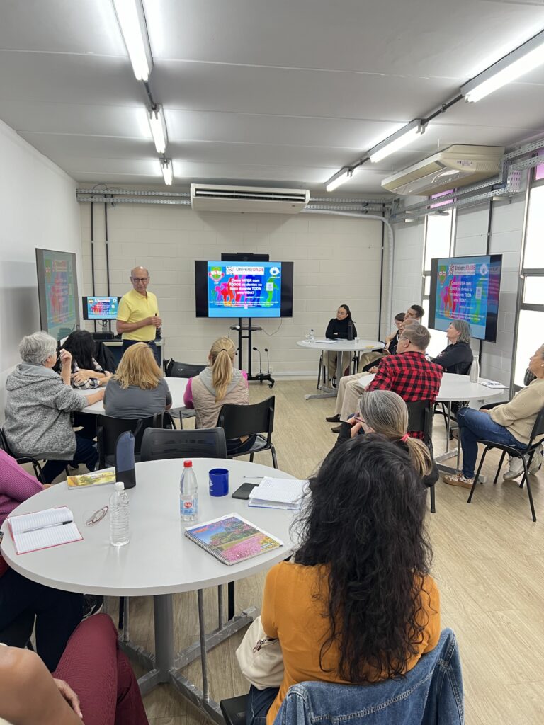 Aula do Prof. Dr.Jaime Aparecido Cury ao grupo 50+